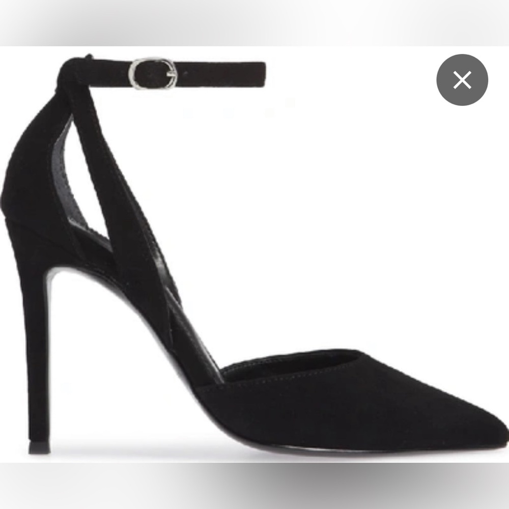 Charles David Suede Black Pumps